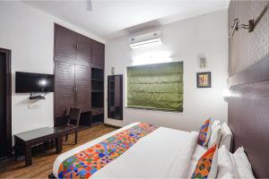 FabHotel Kular
