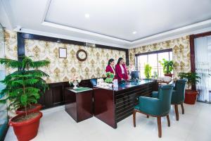 Hotel White Grand Shimla - IN CITY CENTRE - A Centrally HEATED Hotel