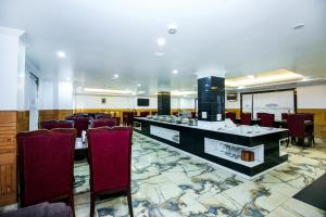 Hotel White Grand Shimla - IN CITY CENTRE - A Centrally HEATED Hotel