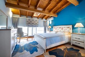 Purple Apartment Chania