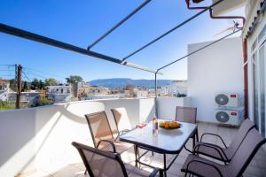 Purple Apartment Chania