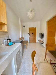 Calamint Residence Hotel ( คาลามิ้นท์)