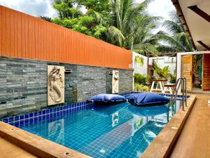 Private Swimming Pool Villa
