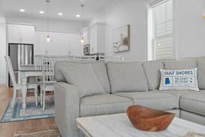 Totally Beachin at Pelican Place