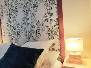 Apartamento con barbacoa y porche