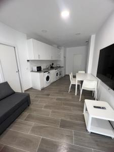 Apartamentos BEACHYDAYS Metropolis C