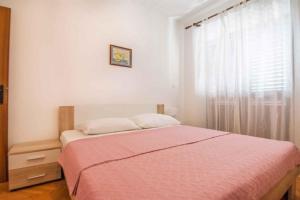 Apartments in Biograd na Moru 7947