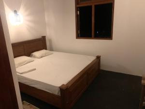 Wonderlust Residents