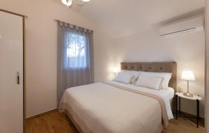 2 Bedroom Awesome Home In Kastel Novi