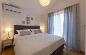 2 Bedroom Awesome Home In Kastel Novi