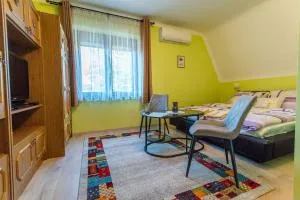 Apartment in Balatonkeresztur 48113 - Hegy