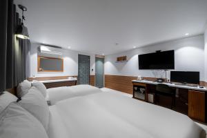 Premium 2 Giường Đơn (Premium Twin)