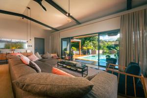 Maison Gaia Seychelles, unobstructed views over the ocean andthe sunset