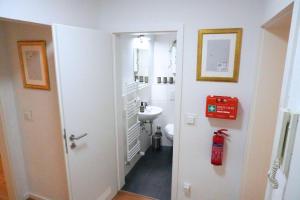 Living-Life, Klinik & Messe vor Ort, Wlan, Netflix