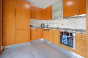 Gaia Panoramic Terrace Apartment - D. Pedro V