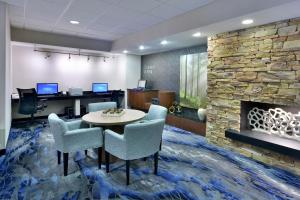 Fairfield Inn & Suites by Marriott Charlottesville North