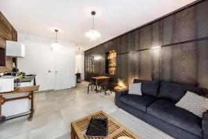 Superbe studio style industriel à Charbonnière - 马西伊特莱尔