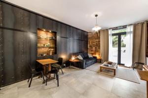 Superbe studio style industriel à Charbonnière