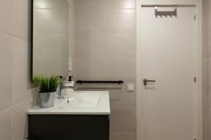 Nuevo loft en playa y cerca del centro, AC y Wifi