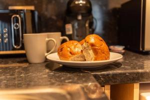 Modern Ground Floor Apartment - Pass the Keys