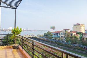 68 ĐỒNG HẢI HOTEL