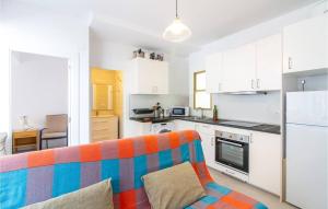 SEA VIEW, walking distance! Refurbished 2 bed, modern. 20 min. from Alicante Airport