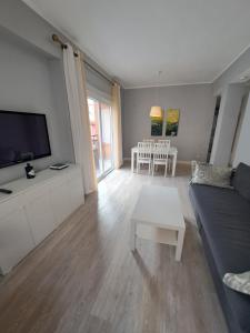 Modern 2 BR corner unit in the heart of Alicante
