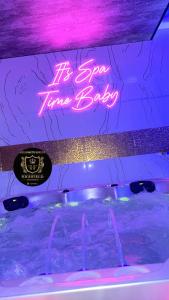 HIGHFIELD PRIVATE SPA APARTMENT