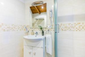 Doppelzimmer mit Balkon