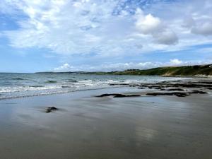 Cosy thatched Cottage sleeps 6 near Portscatho!