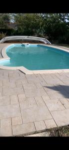 Gîte 3 étoiles les Gourlines avec balneo, véranda, piscine et garage