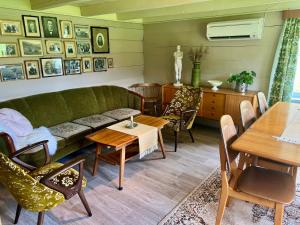 Gårdshus med unik atmosfære sentralt i Sirdal