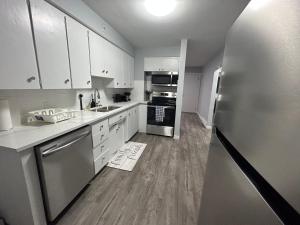 Cute Highland Park Entire Unit A