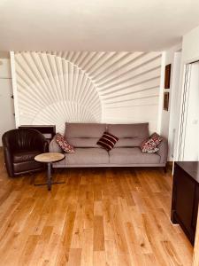 Jolie 2 pièces avec balcon Paris 15 Eme