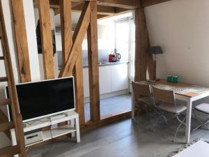 Lovely Flat Luxembourg Garden