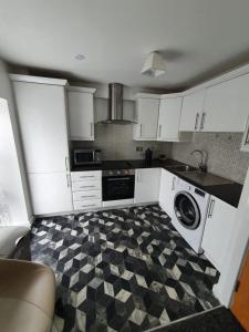 Quiet 2 bedroom flat in Darlington with free parking, wi-fi and more