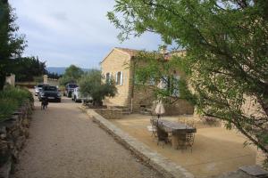 Villas Les Pres de Gordes : photos des chambres