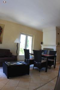 Villas Les Pres de Gordes : photos des chambres