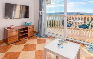 Cozy Apartment In Crikvenica With Kitchen