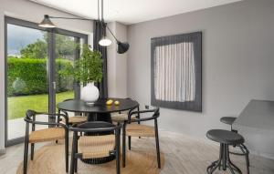 Gorgeous Home In Labin With Sauna 