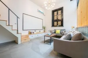 Shanghai Hills&XING 132 Family Homestay with 2 Bedrooms Near Mid Huaihai Rd and Metro Line 1&14 - Qianqiao Shanghai Hills&XING 132 Family Homestay with 2 Bedrooms Near Mid Huaihai Rd and Metro Line 1&14 - Qianqiao
