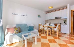 Lovely Apartment In Crikvenica With House Sea View