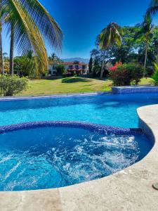 Lujosa y acogedora Villa Conchita con alberca privada