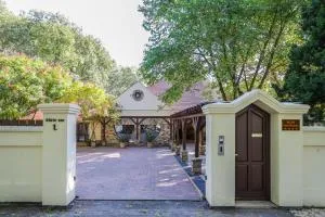 Ikon Vendégház - Cseretelepitanyák