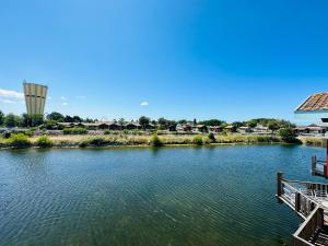Maisons de vacances Maison Ostrea terrasse sur l'eau : photos des chambres