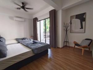 be.Paradise Duplex@The Cove-8mins to LWOT-12-14pax