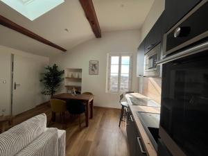 Appartements Louis XIII, Le Somail. : photos des chambres