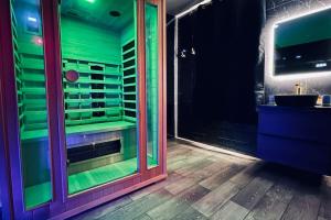Appartements Love Room Le Baroque / Jacuzzi / Sauna : photos des chambres