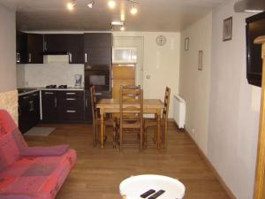 appt 2 pièces près de Disney - 3hvězdičkové hotely ve městě Crecy la Chapelle