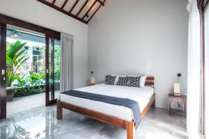 Tropical Modern 3 BR Villa